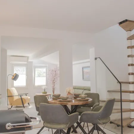 Marisol Old Town Varos Apartman *