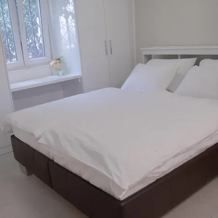 Marisol Old Town Varos Apartman